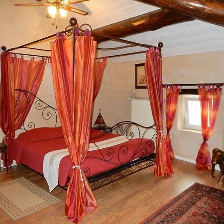 Le Chateau Des Estubiers Bed & Breakfast Serignan-du-Comtat Exterior photo